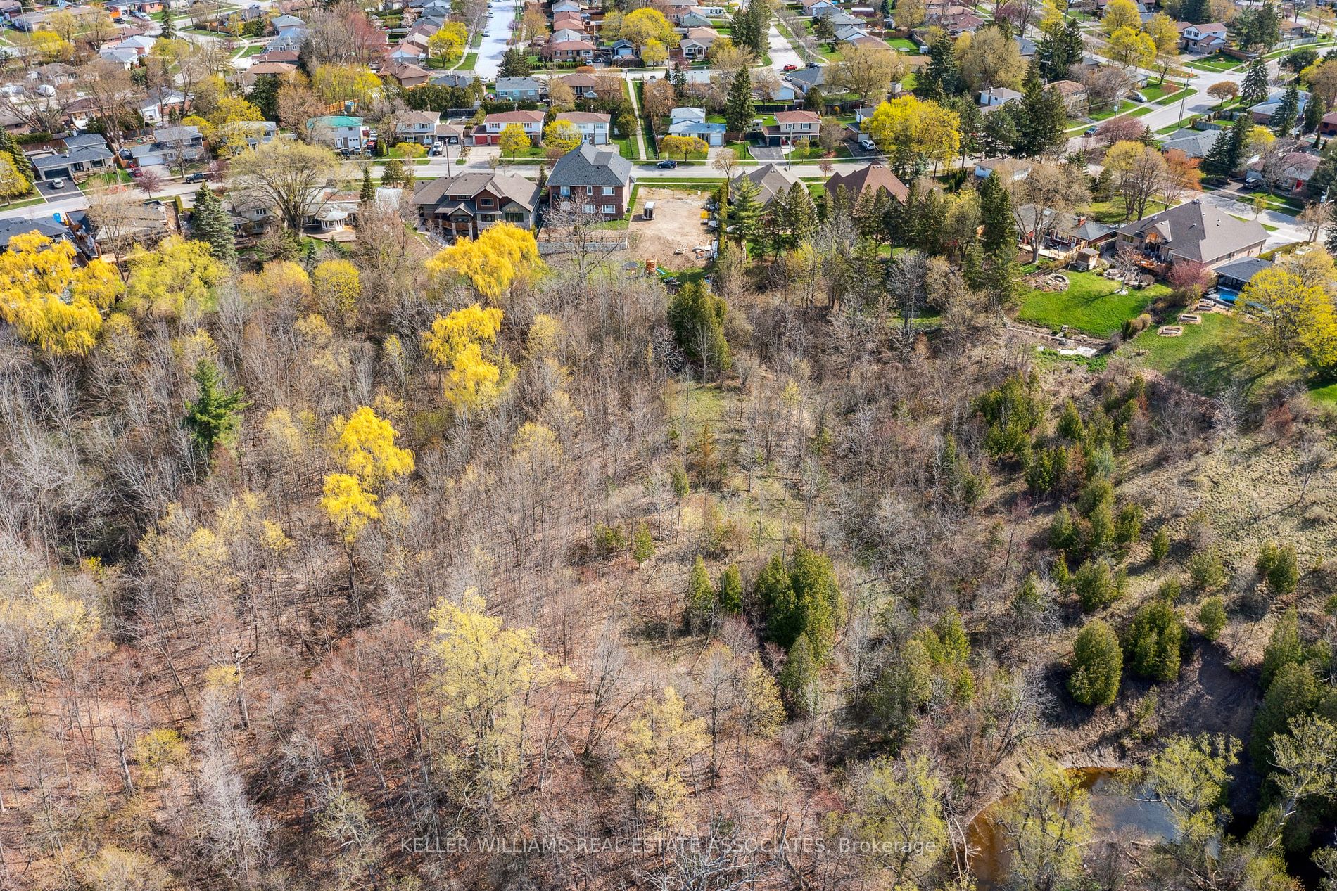 142 Rexway Dr