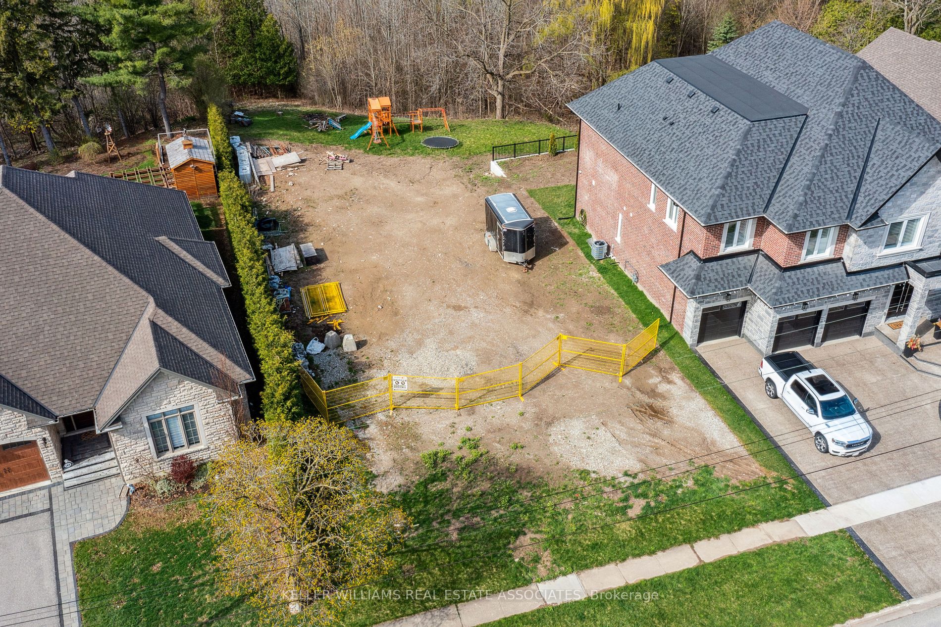 142 Rexway Dr