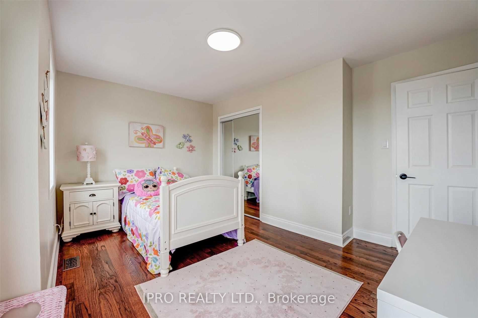 5458 Tasha Dr