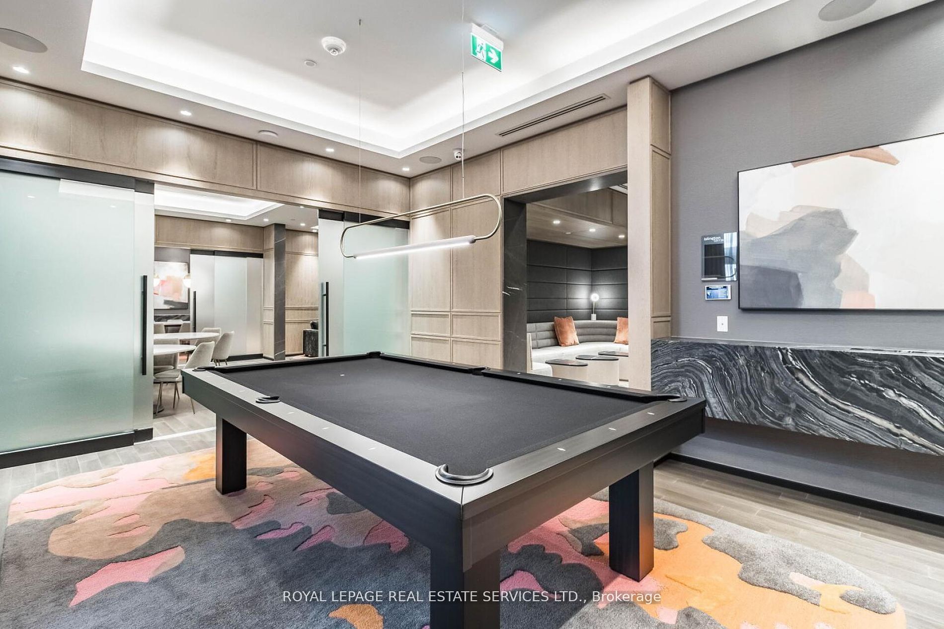 9 Mabelle Ave, #3326