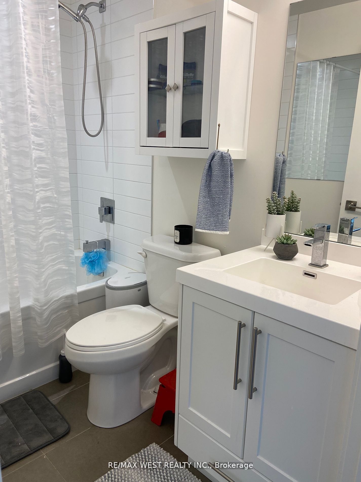 2093 Fairview Street, #610