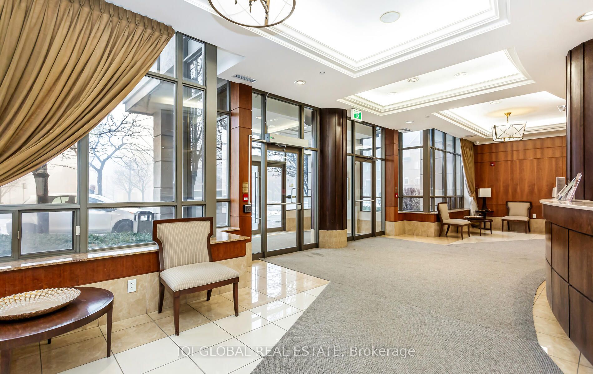 55 Strathaven Drive N, #301