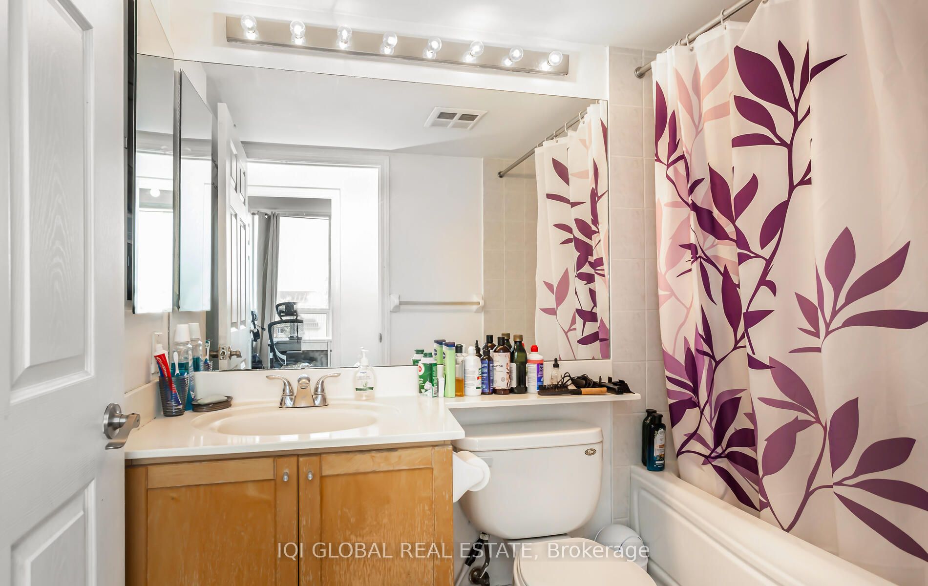 55 Strathaven Drive N, #301