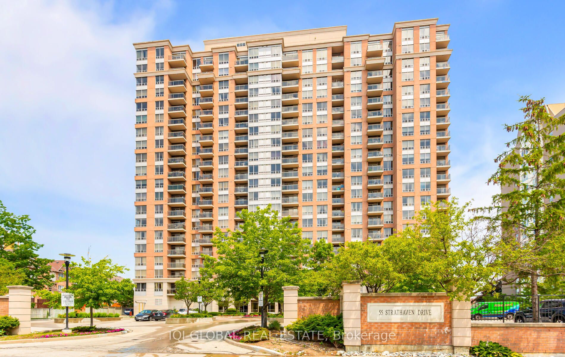 55 Strathaven Drive N, #301