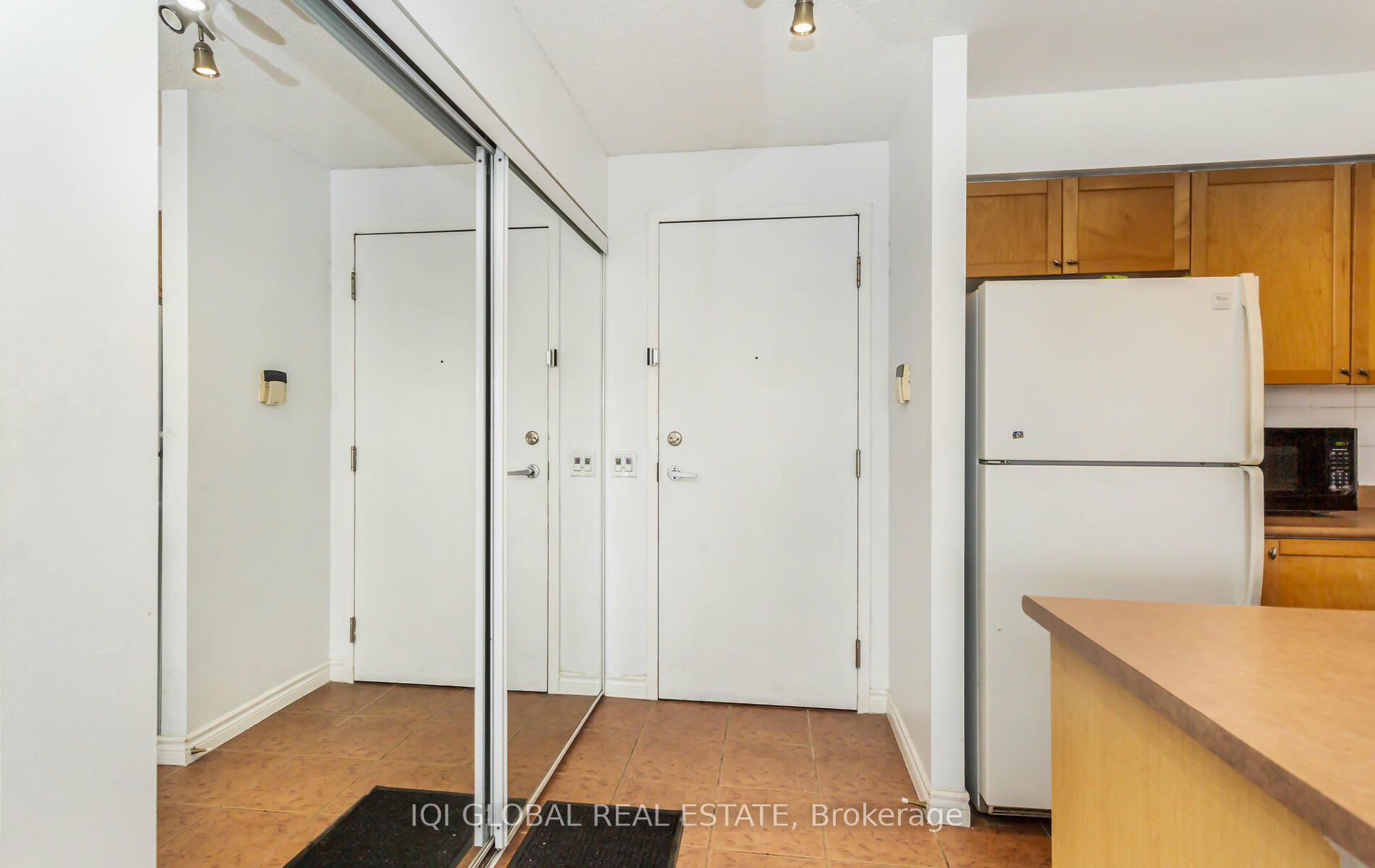 55 Strathaven Drive N, #301