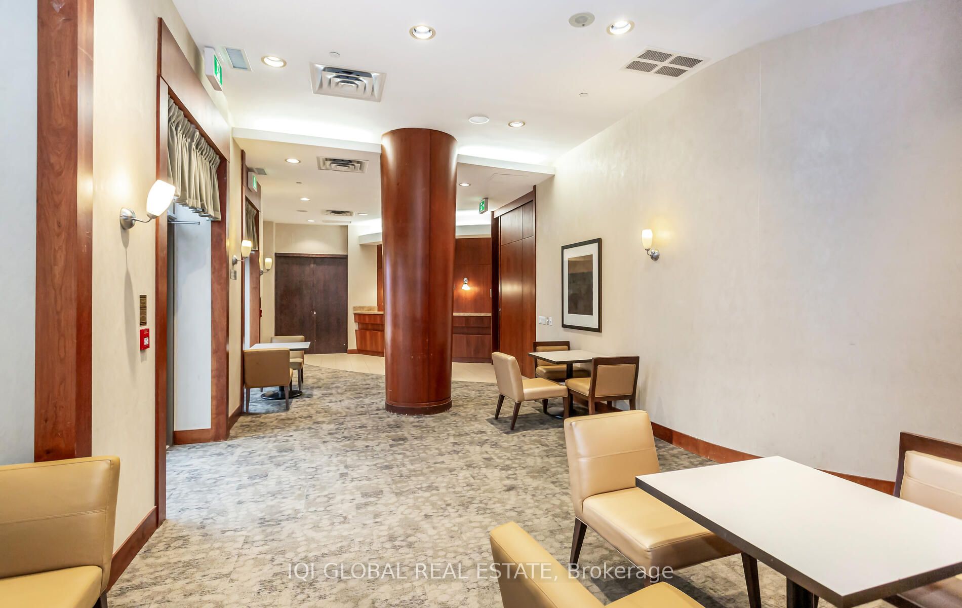 55 Strathaven Drive N, #301