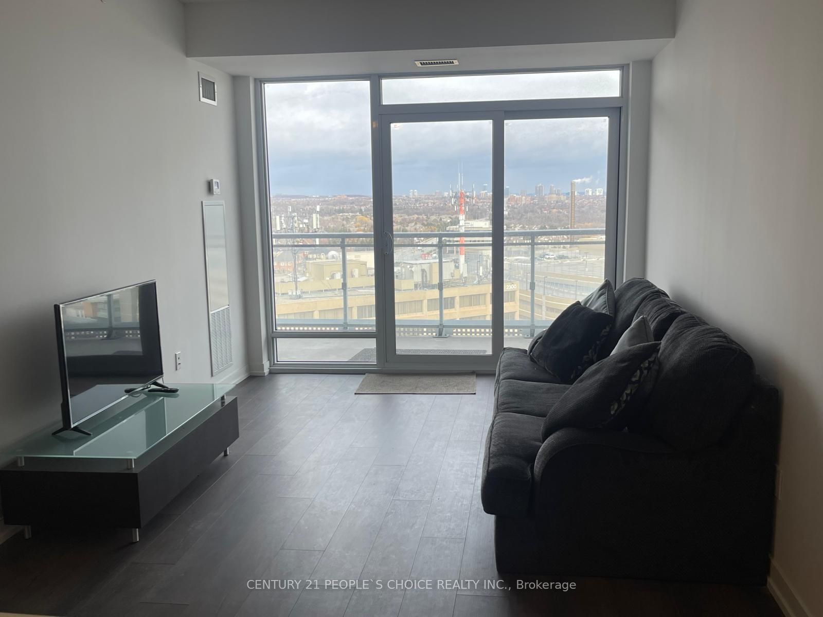 2520 Eglinton Avenue W #810