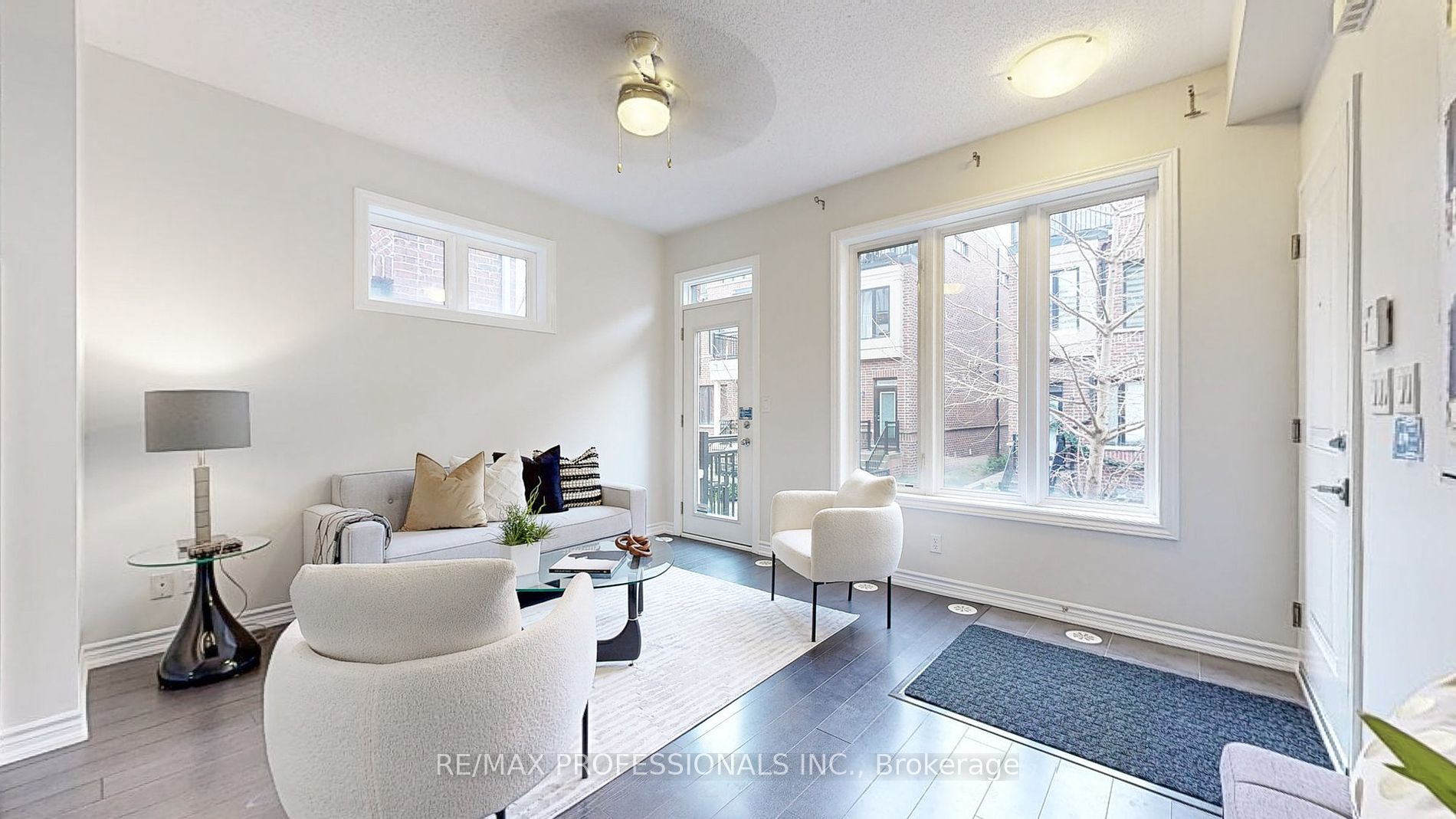 20 Carnation Avenue, #48