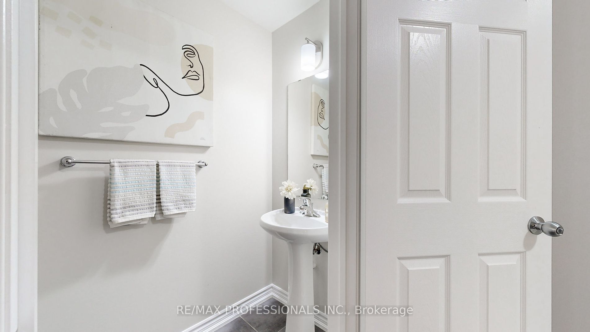 20 Carnation Avenue, #48