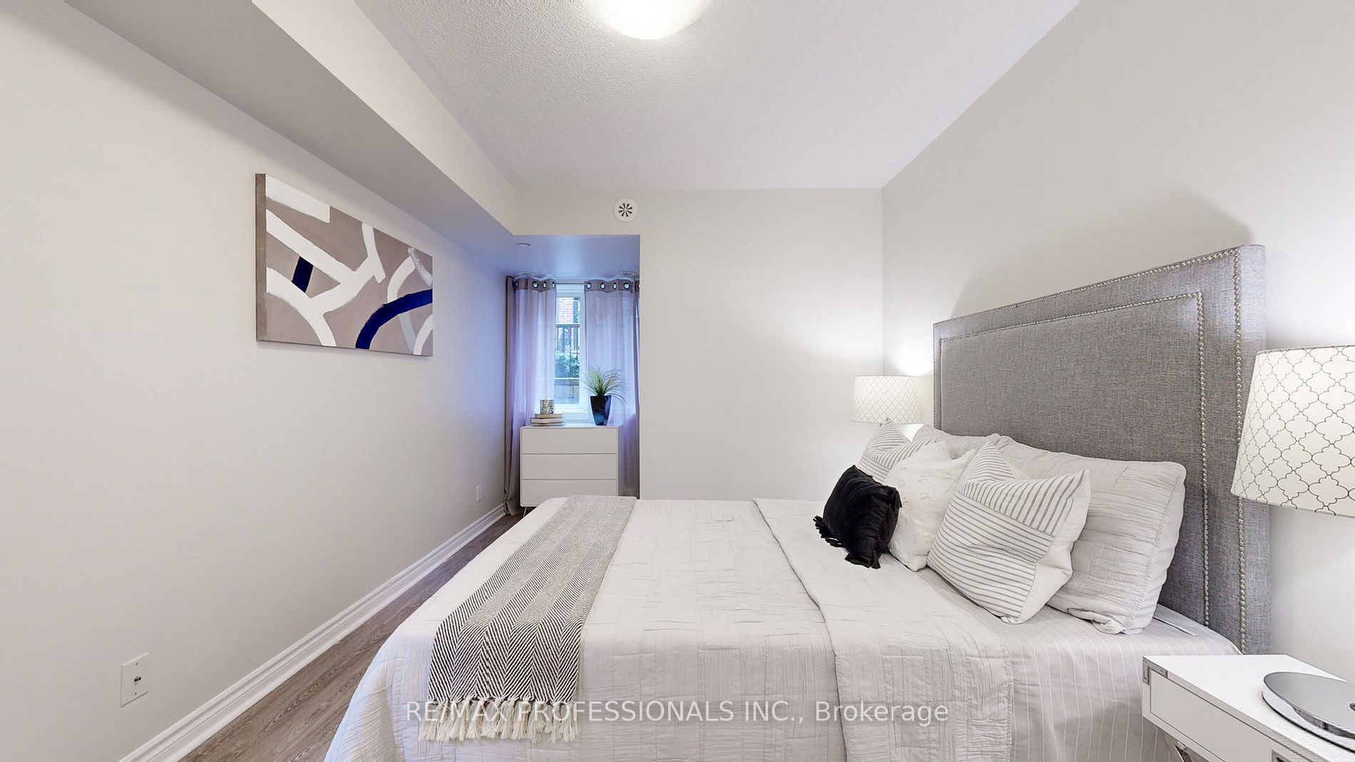 20 Carnation Avenue, #48