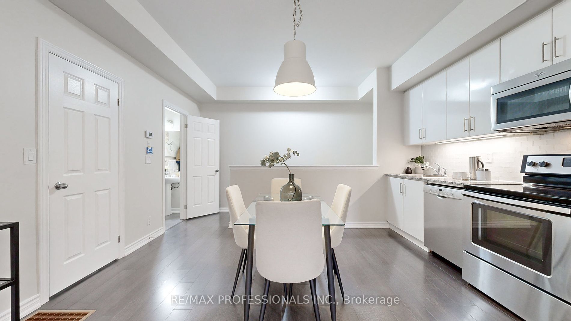 20 Carnation Avenue, #48