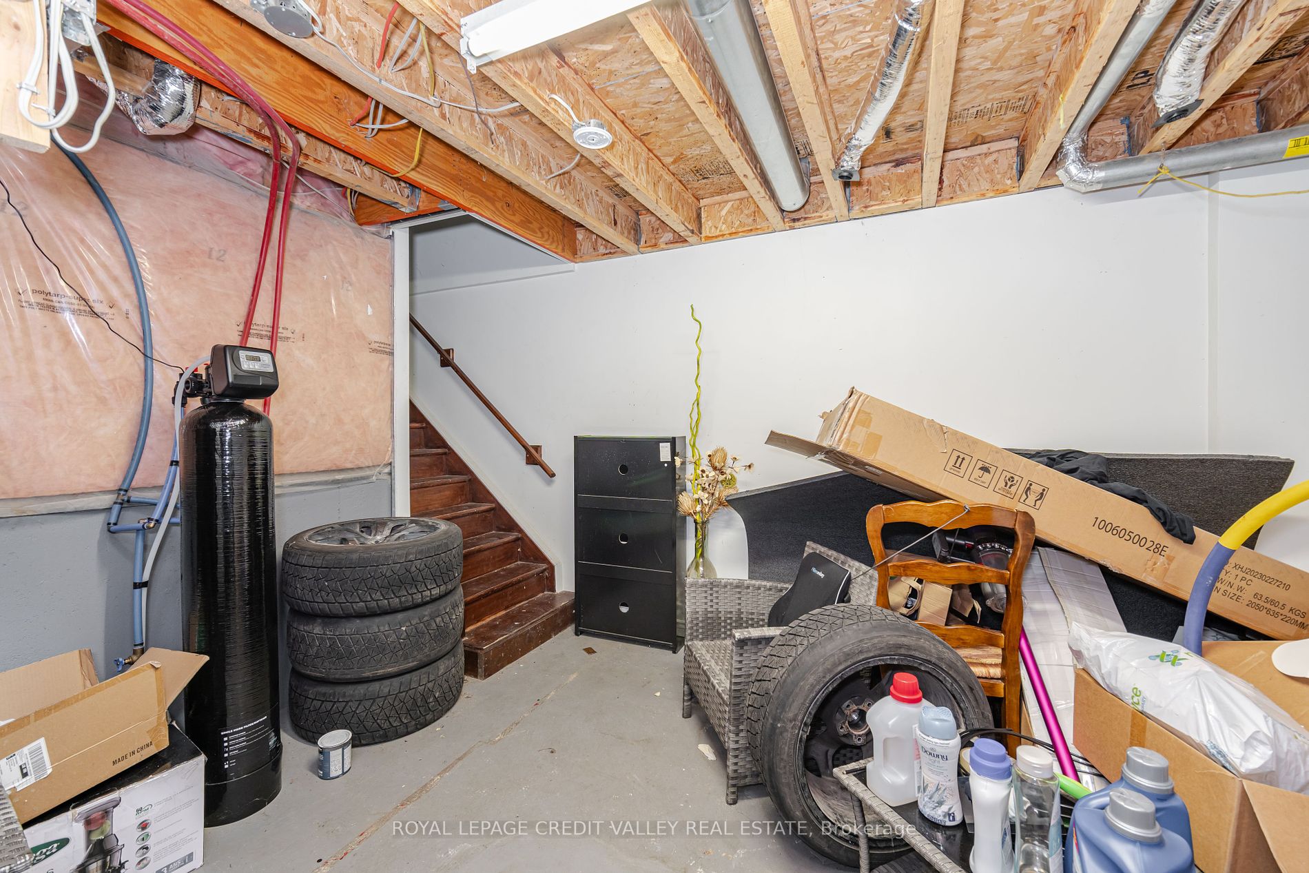 16 Piggott Mews