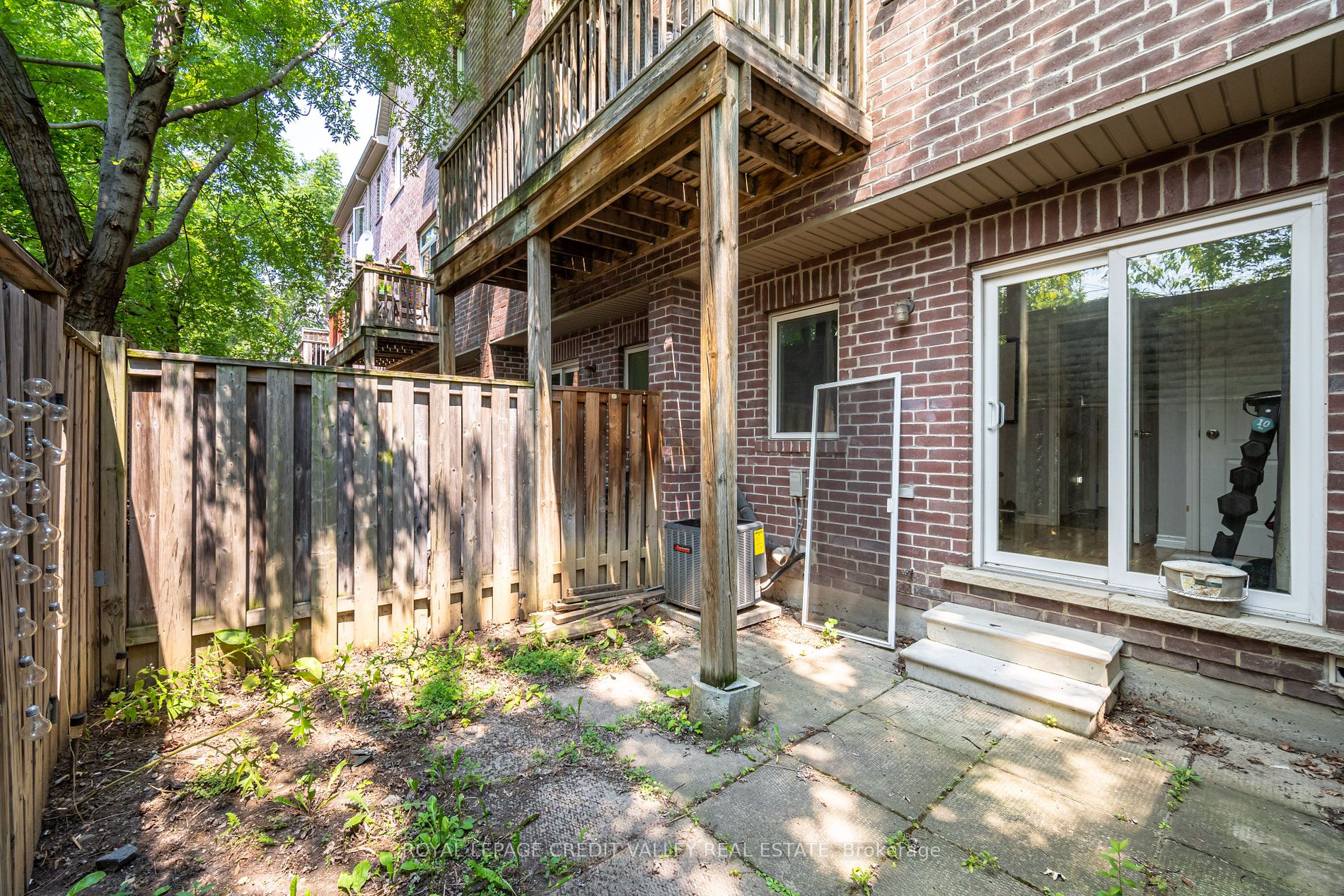 16 Piggott Mews