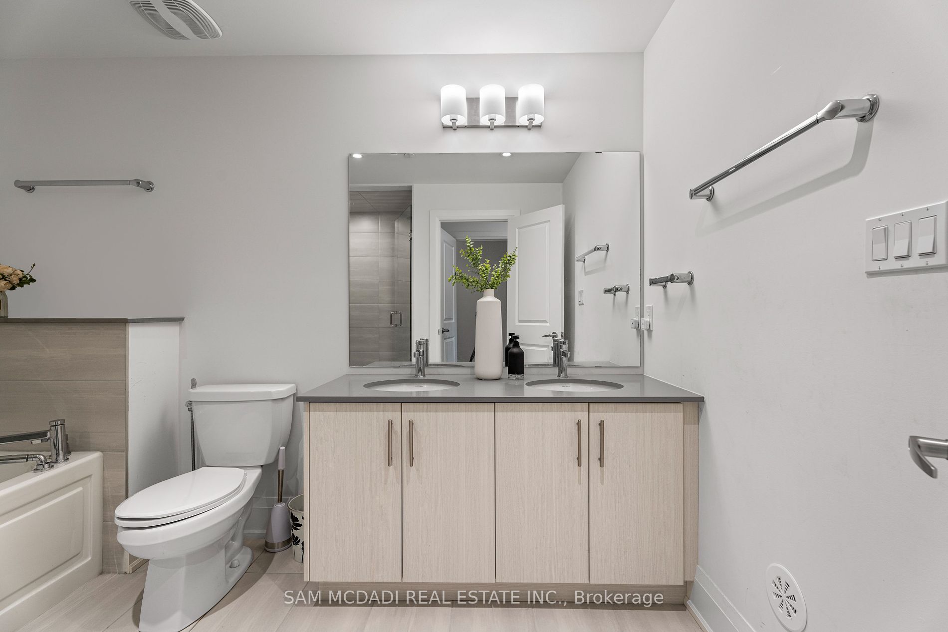 95 Brookfield Rd, #21