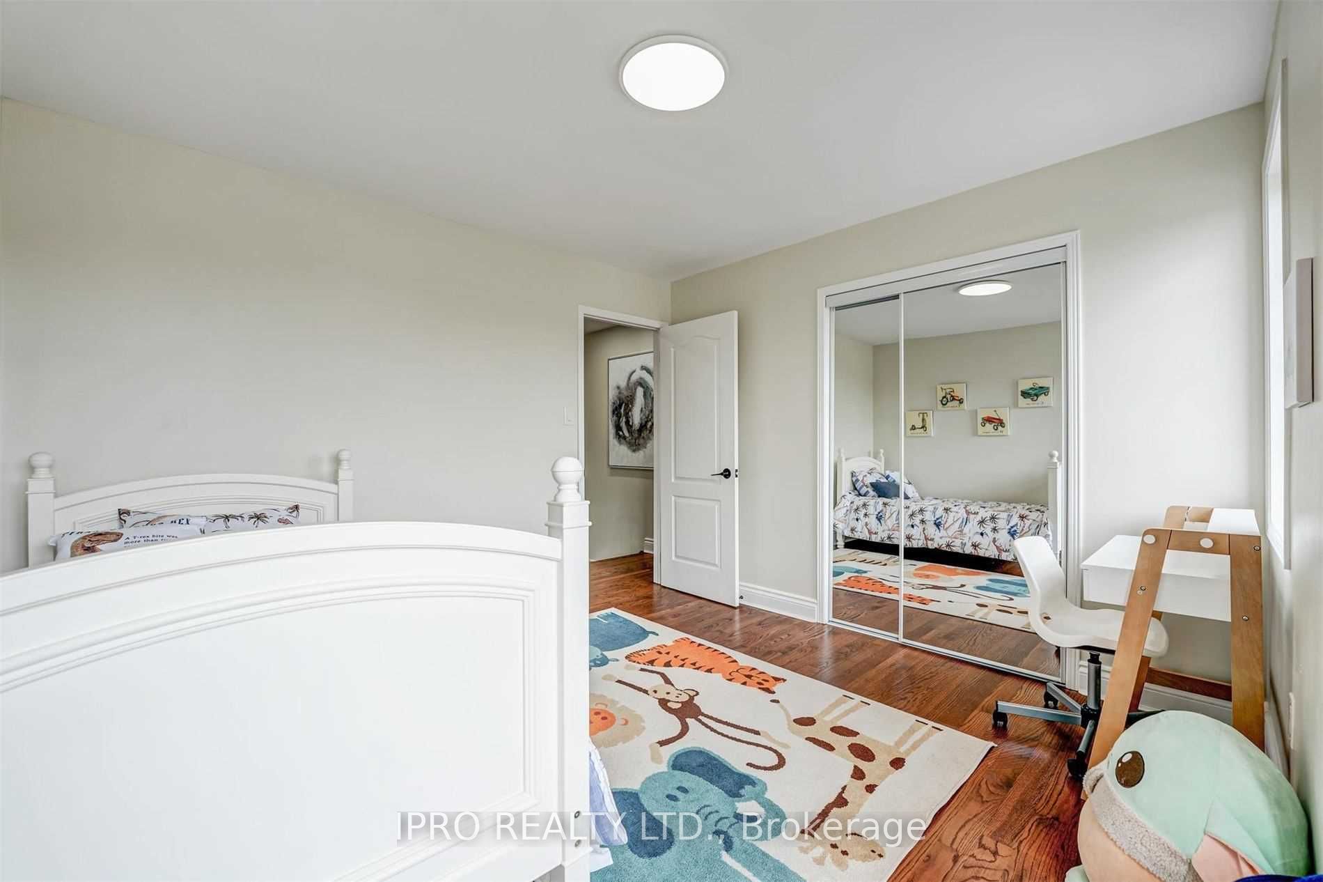 5458 Tasha Dr