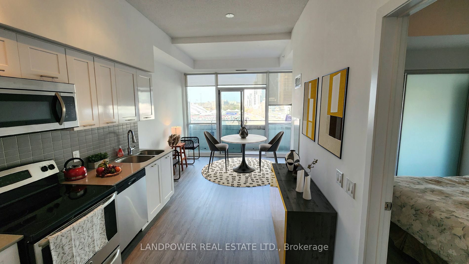 2200 Lake Shore Blvd W, #818