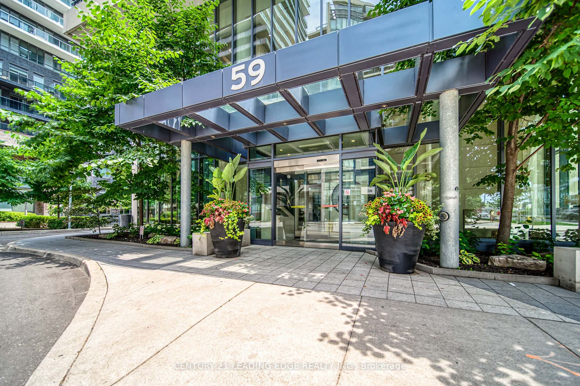 59 Annie Craig Dr, #707
