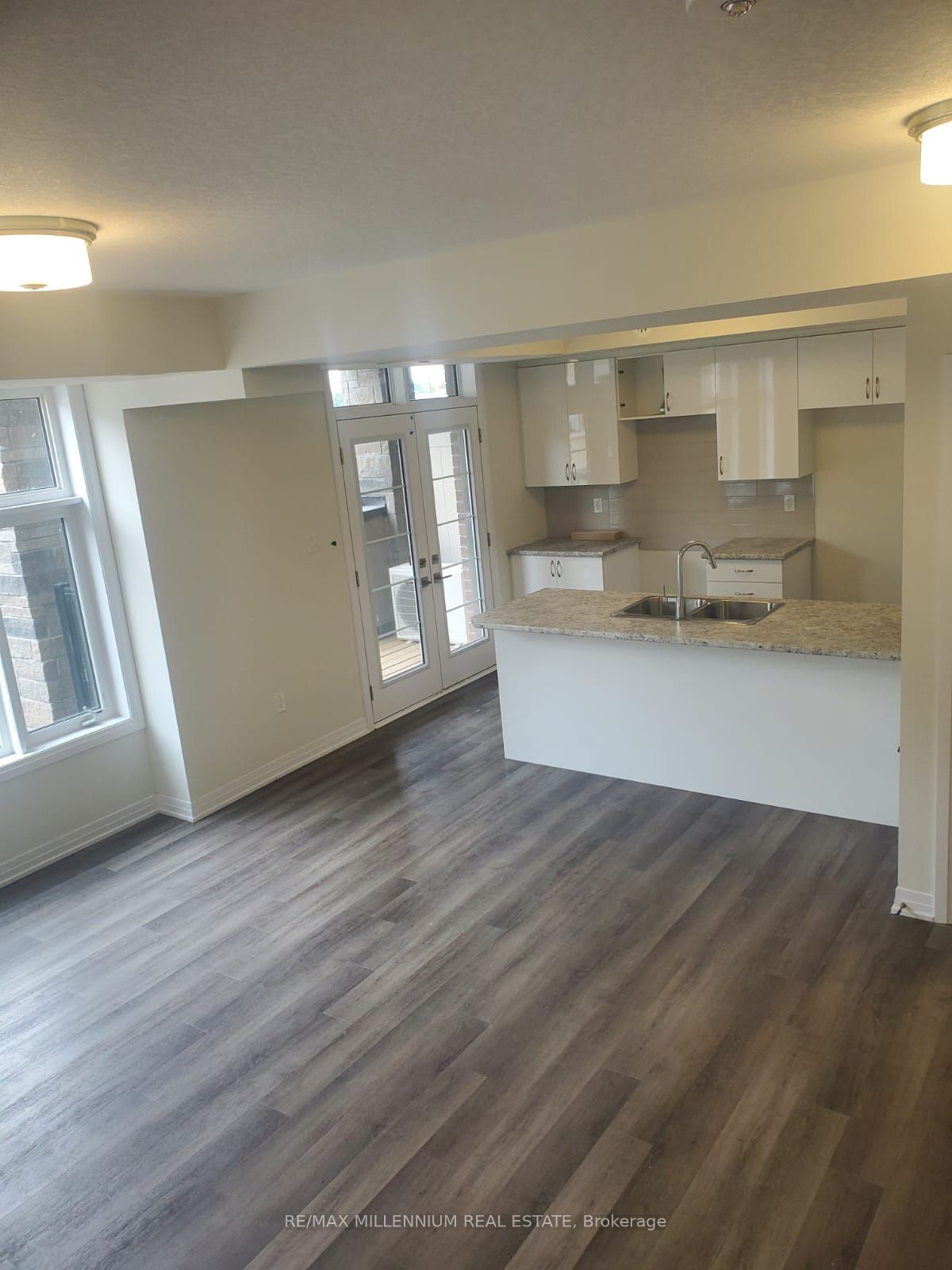 45 Fieldridge Crescent #21