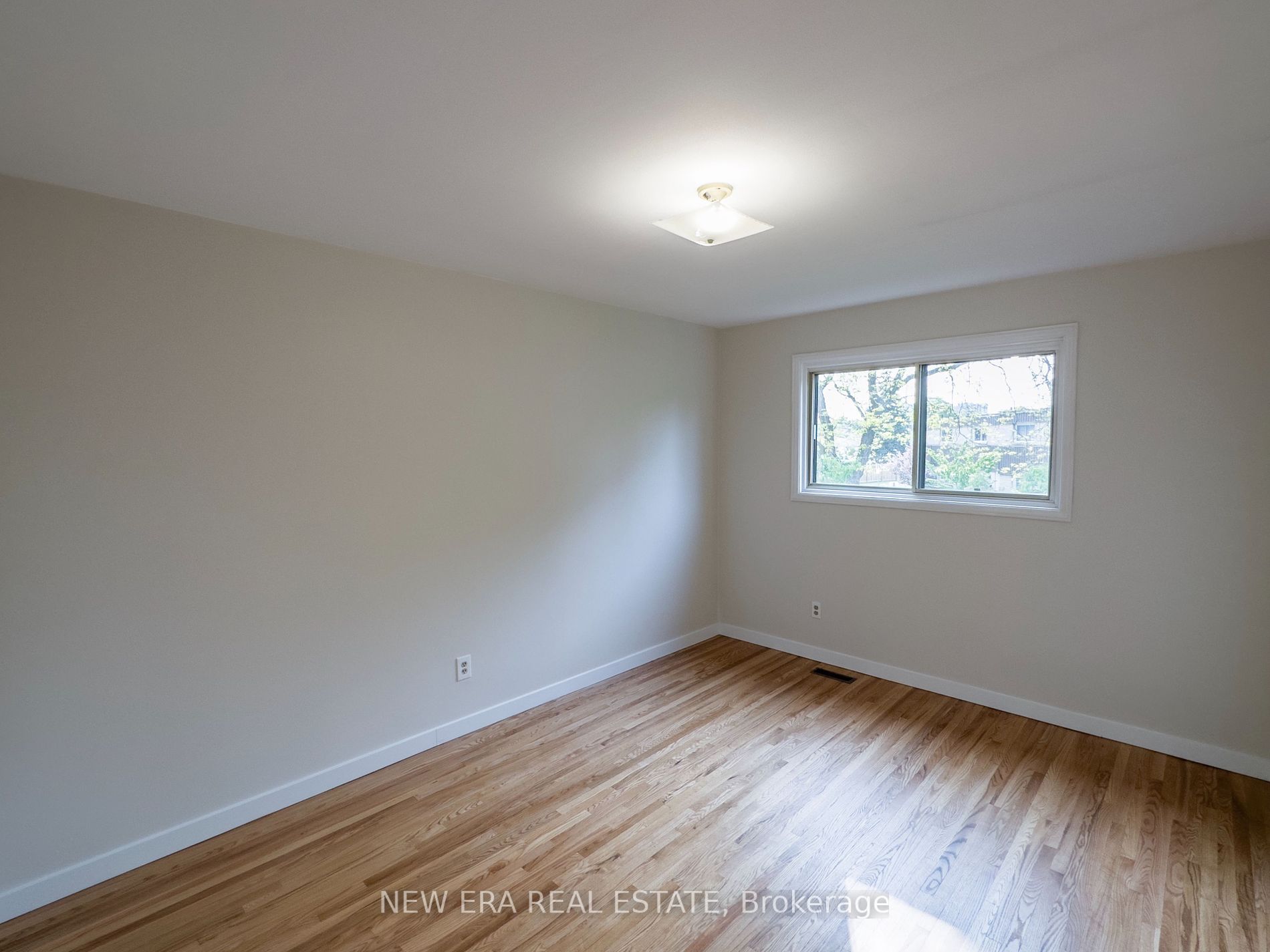 3150 Queen Frederica Dr, #11