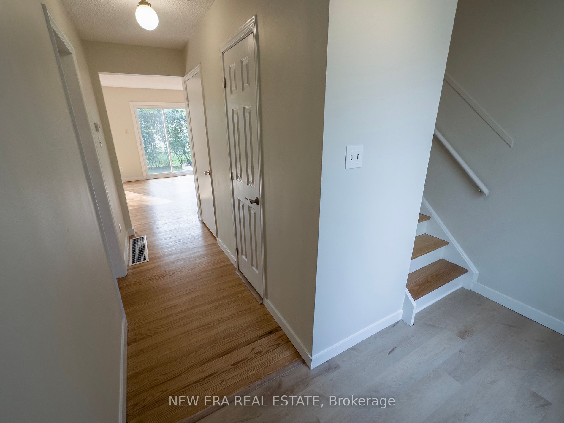 3150 Queen Frederica Dr, #11