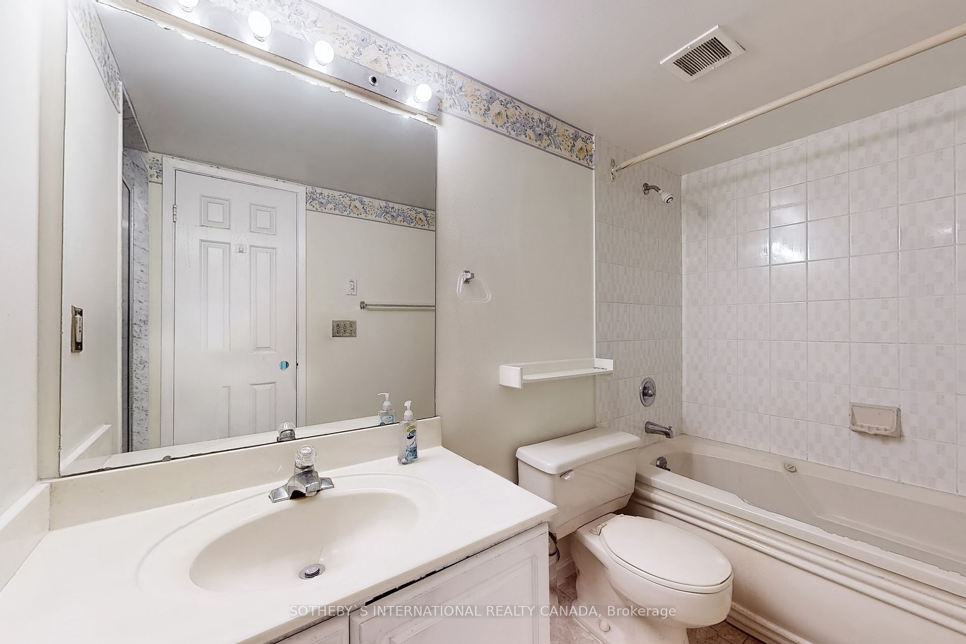 55 Kingsbridge Garden Circle, #1707