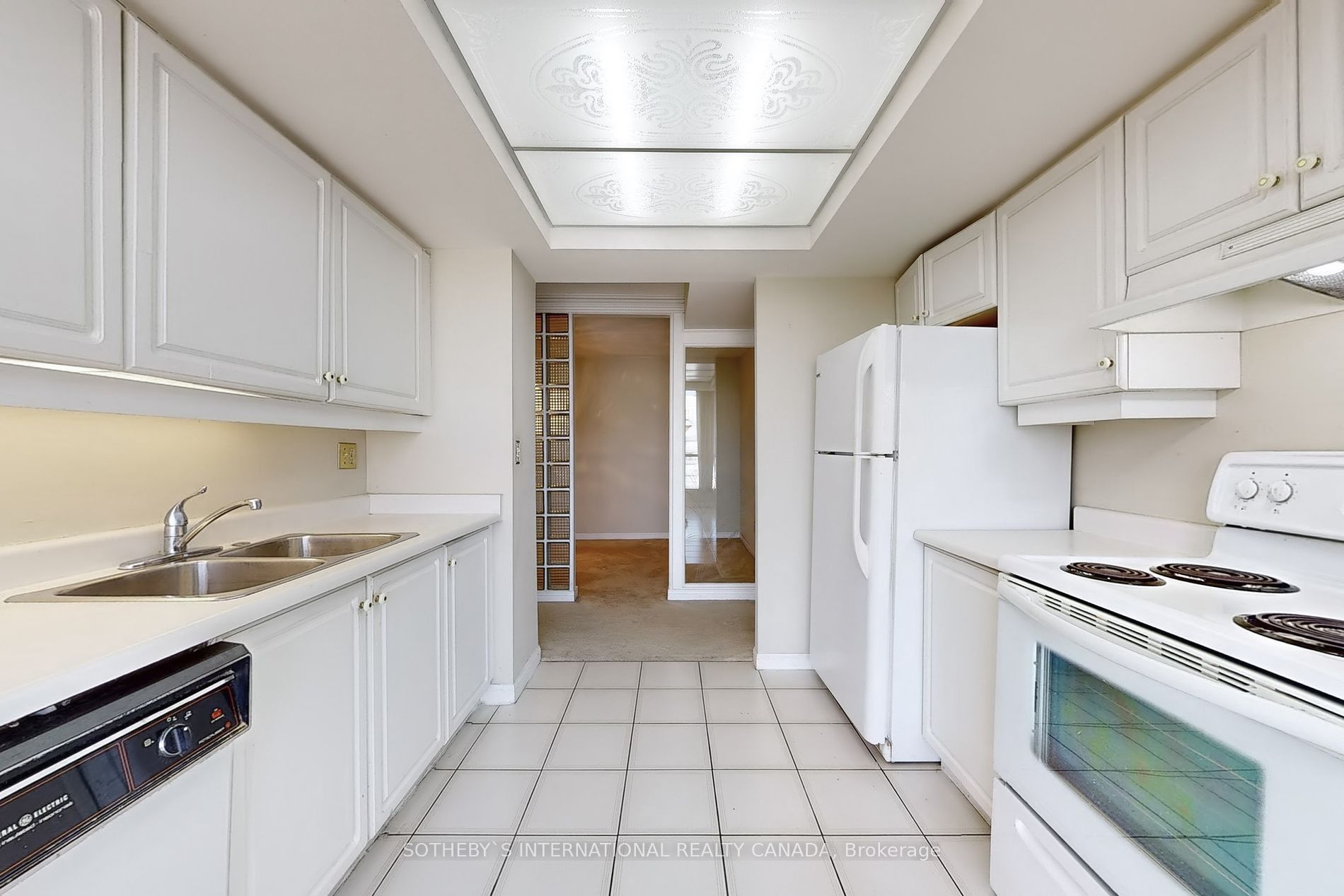 55 Kingsbridge Garden Circle, #1707