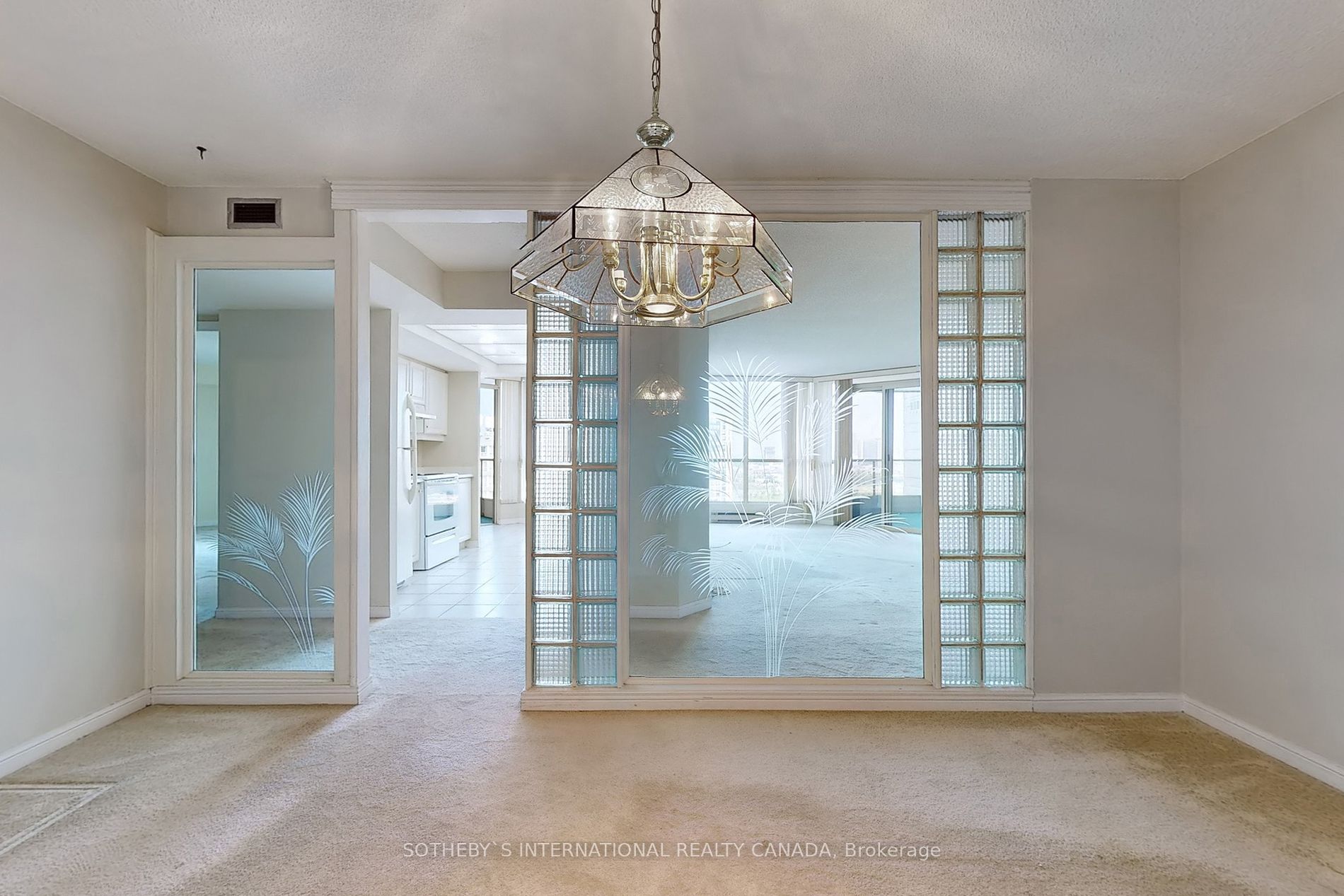 55 Kingsbridge Garden Circle, #1707