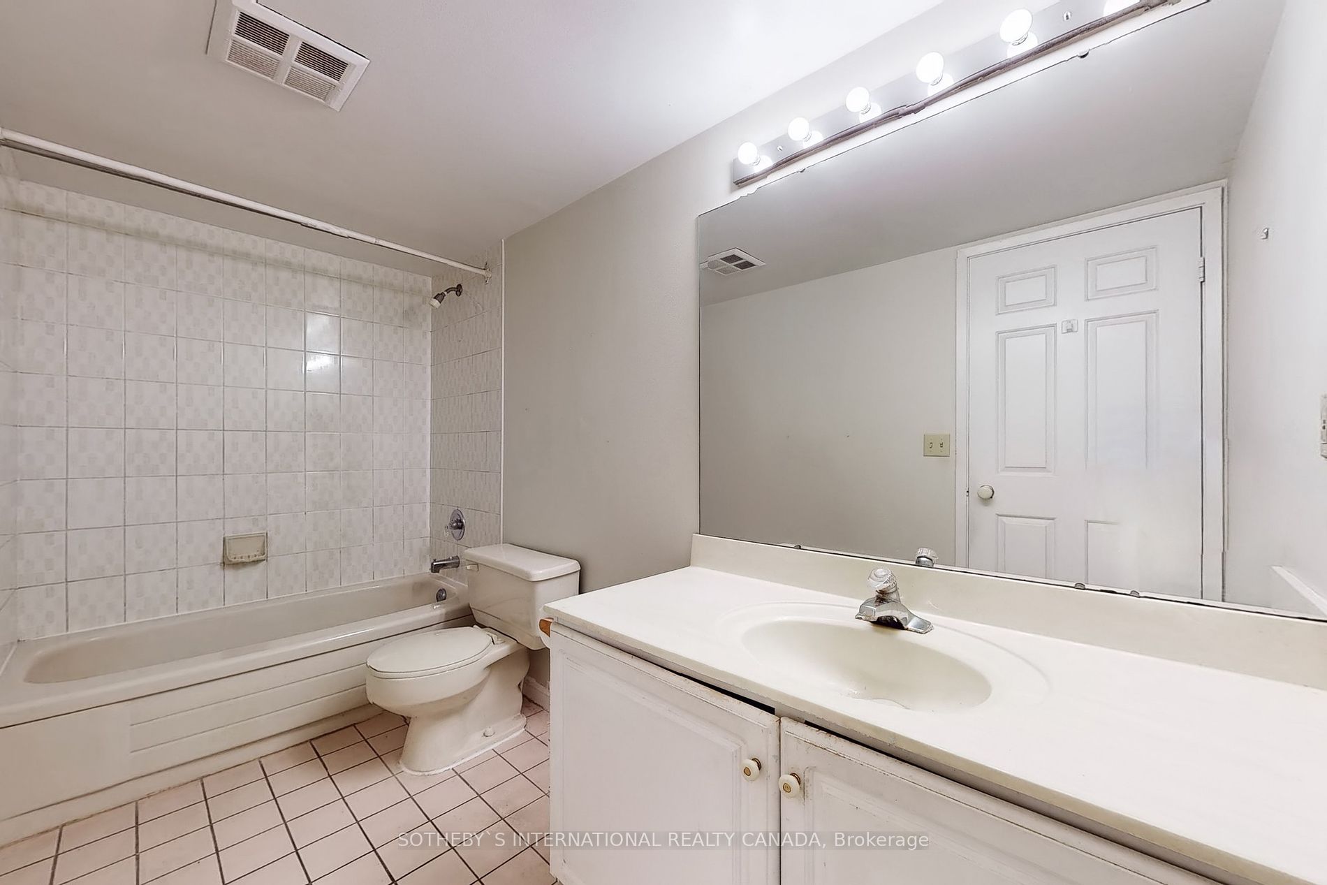 55 Kingsbridge Garden Circle, #1707