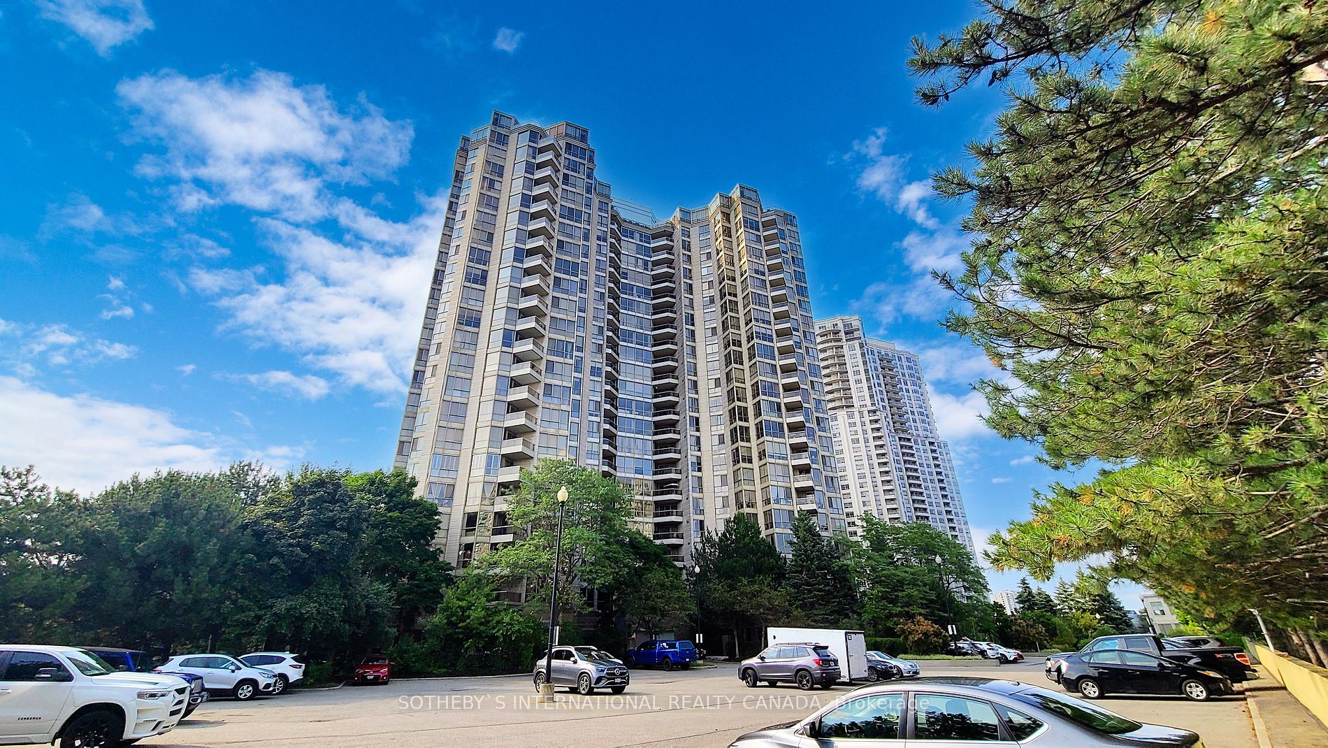 55 Kingsbridge Garden Circle, #1707