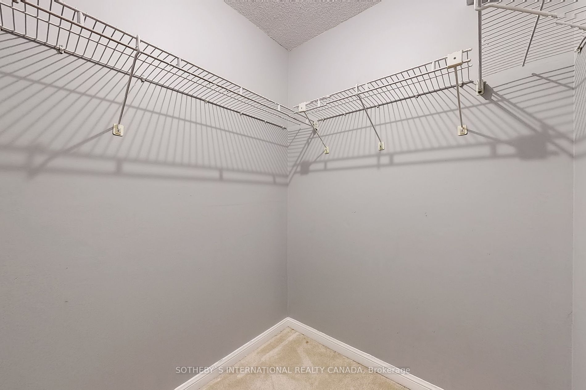 55 Kingsbridge Garden Circle, #1707