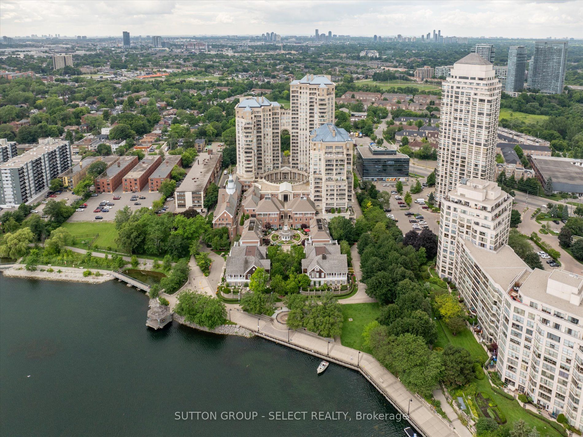 2285 Lake Shore Blvd W, #414