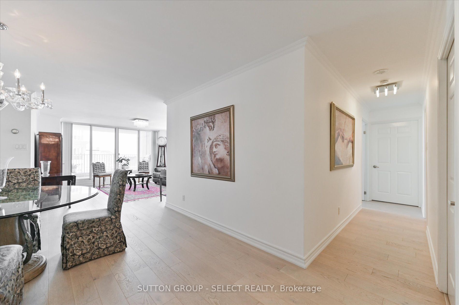 2285 Lake Shore Blvd W, #414