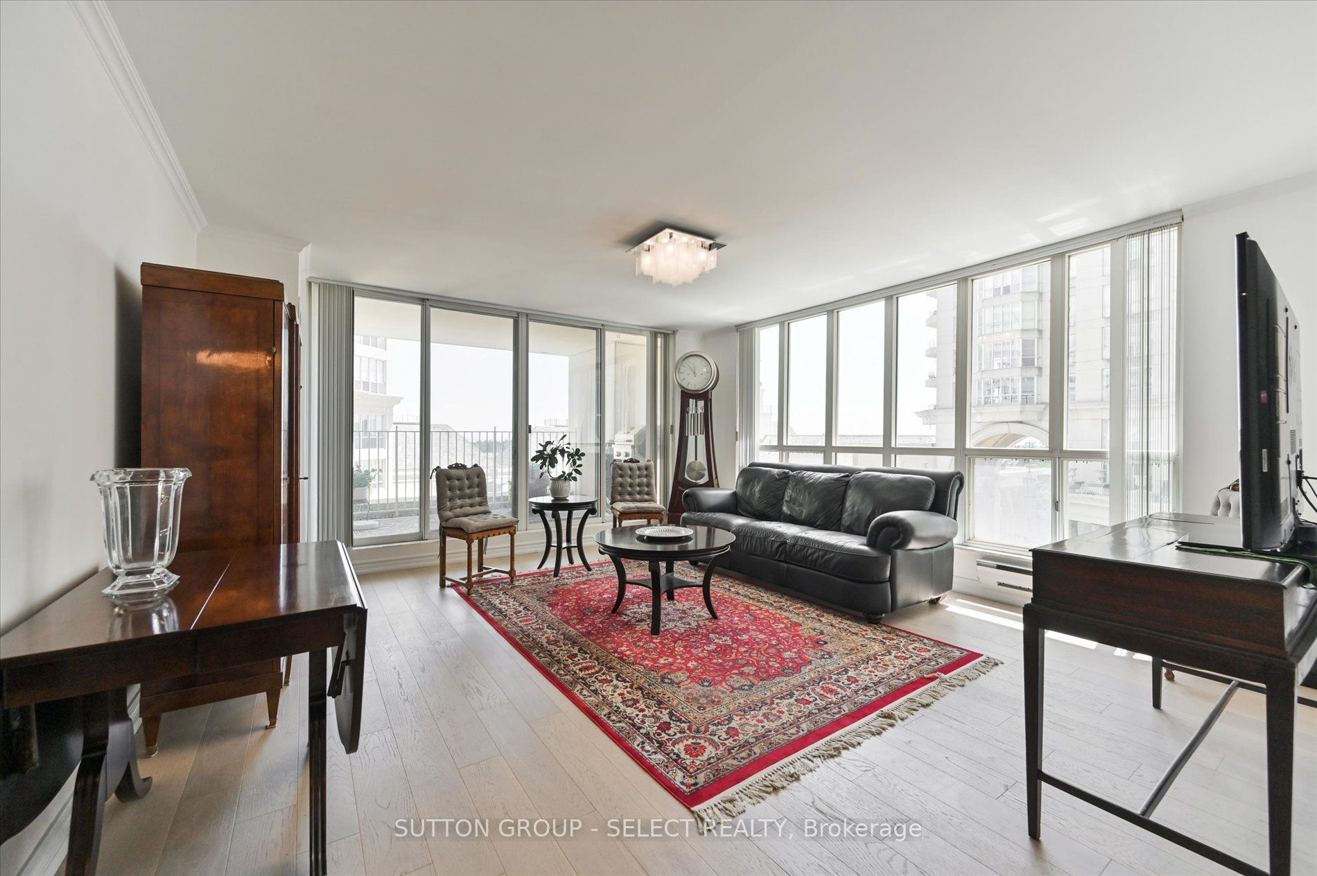 2285 Lake Shore Blvd W, #414