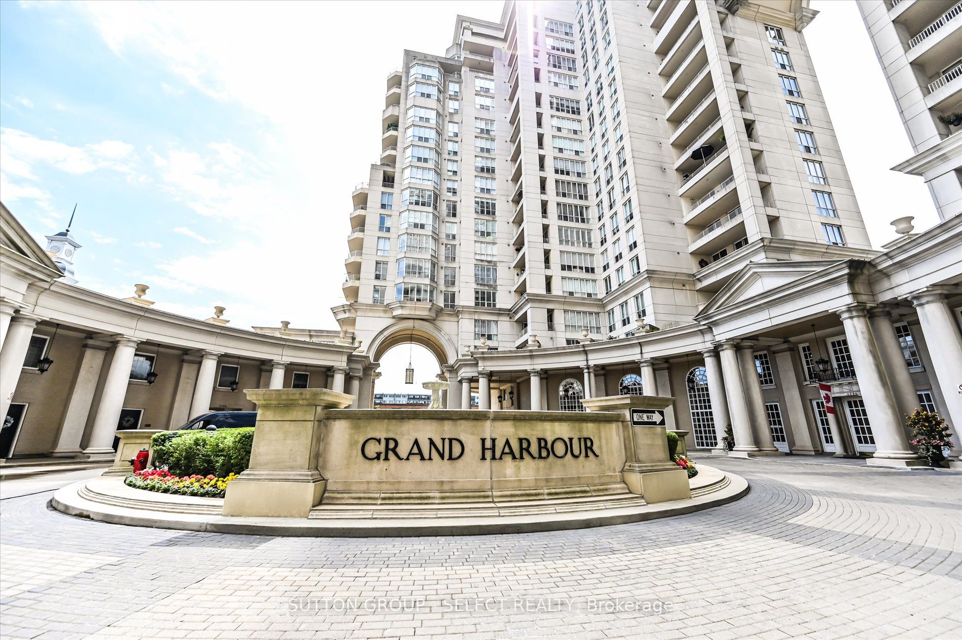 2285 Lake Shore Blvd W, #414