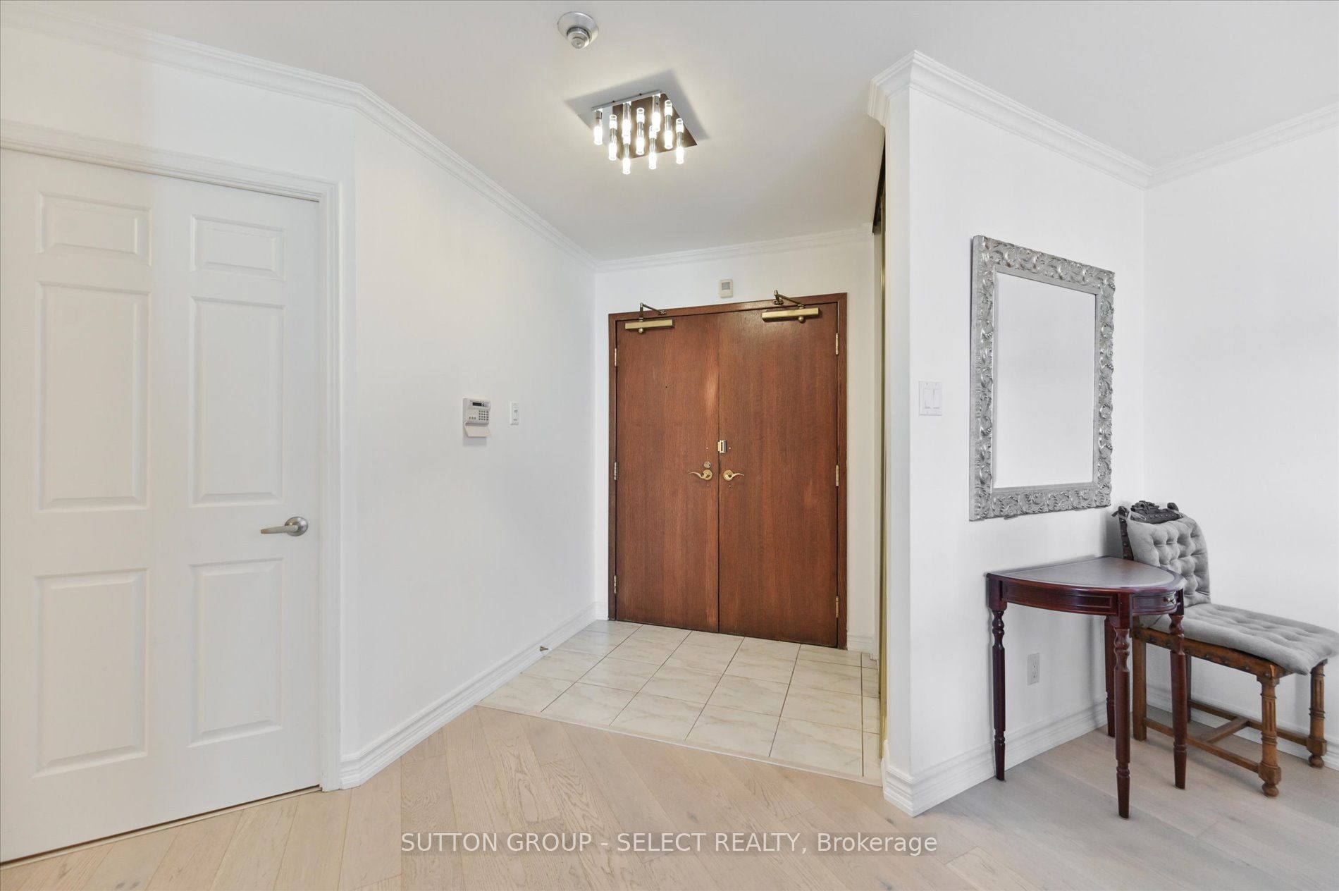 2285 Lake Shore Blvd W, #414