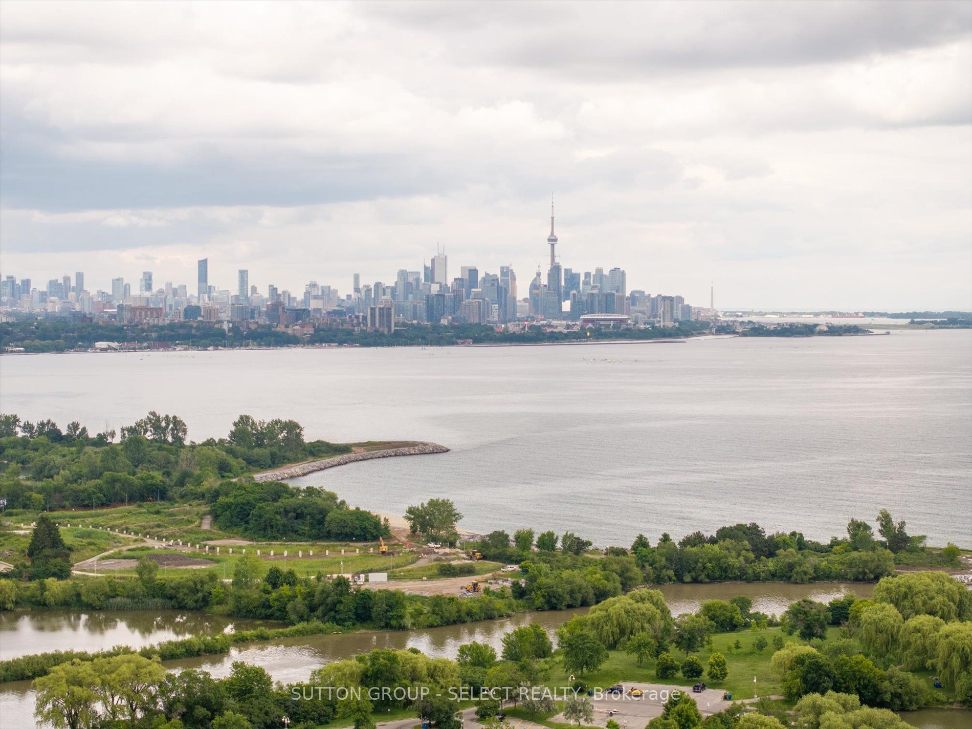 2285 Lake Shore Blvd W, #414