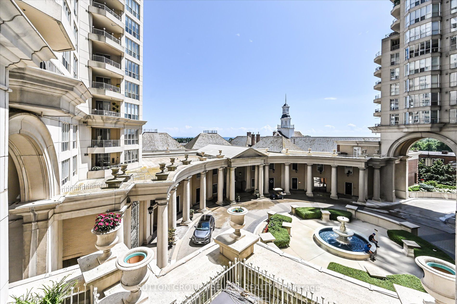 2285 Lake Shore Blvd W, #414