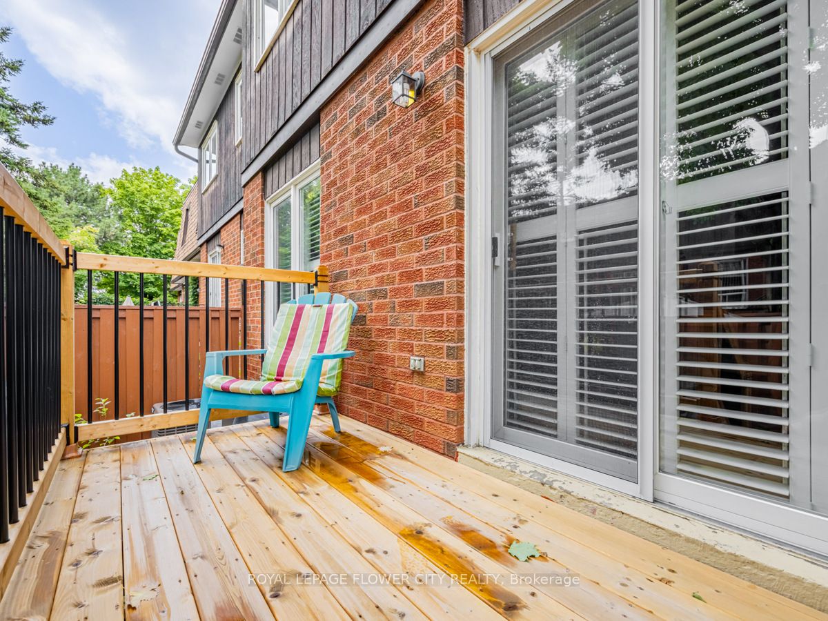 750 Burnhamthorpe Road E, #31
