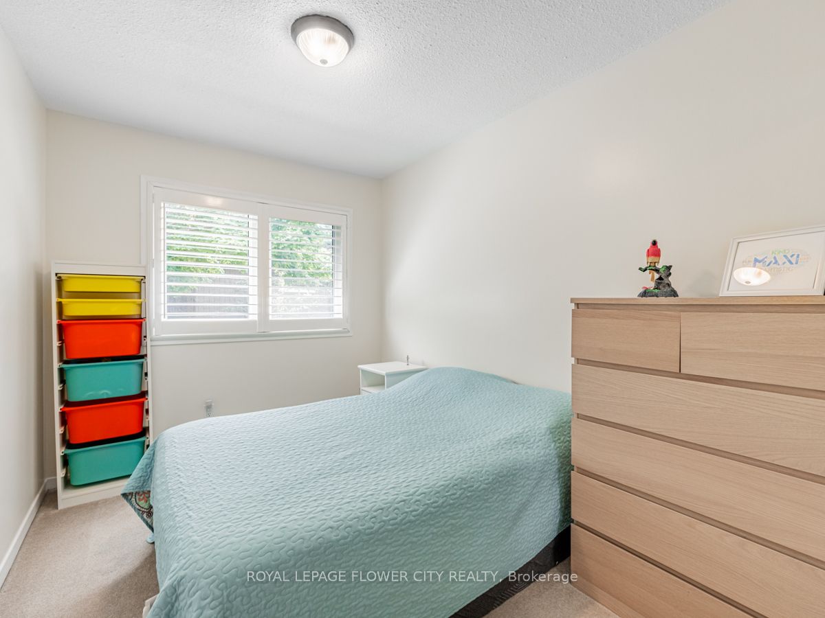 750 Burnhamthorpe Road E, #31
