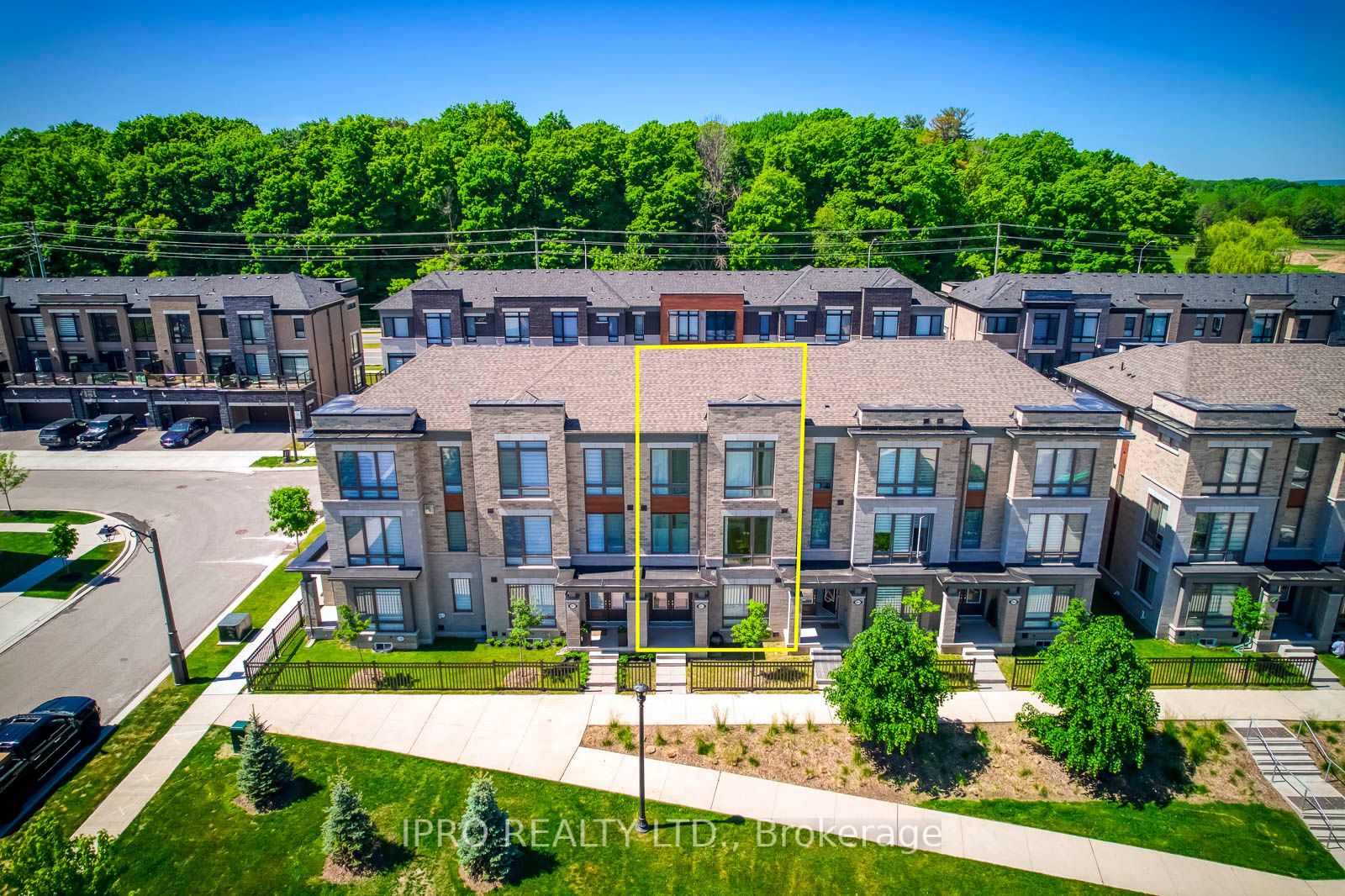 2481 Badger Cres, #3