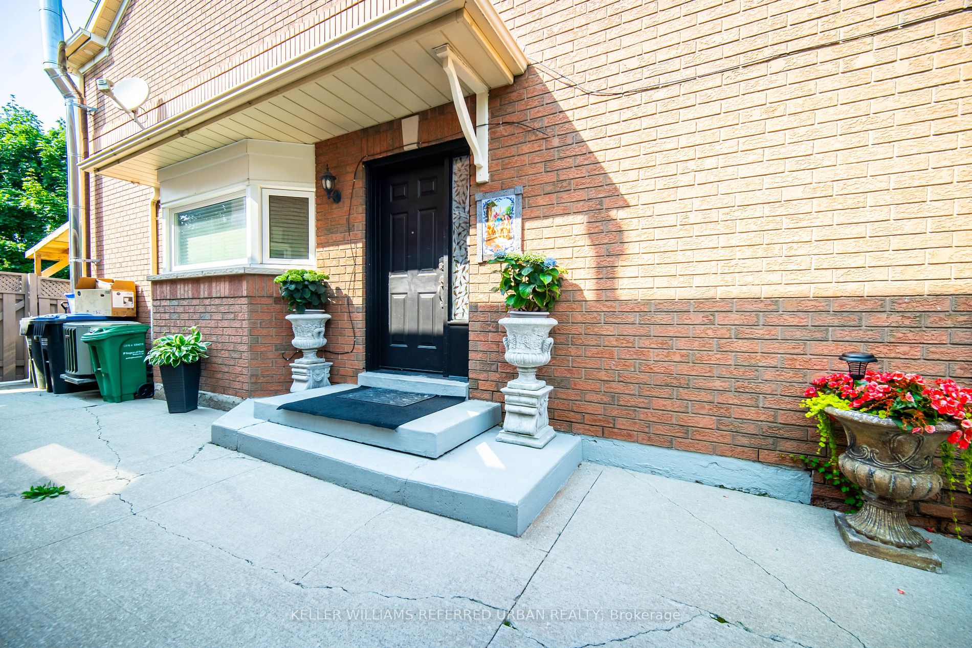 138 Rainforest Dr