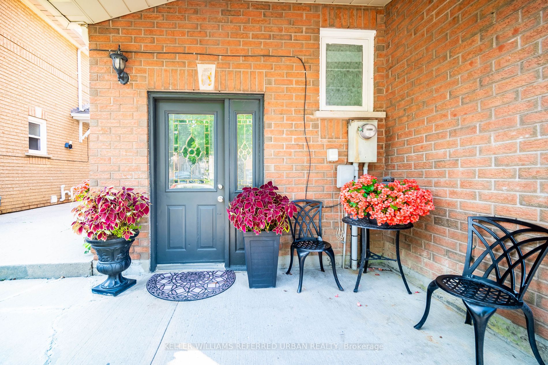 138 Rainforest Dr