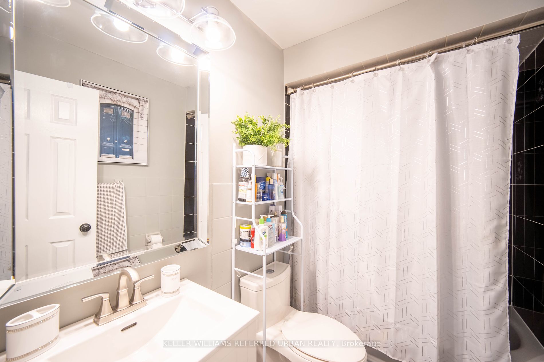 138 Rainforest Dr