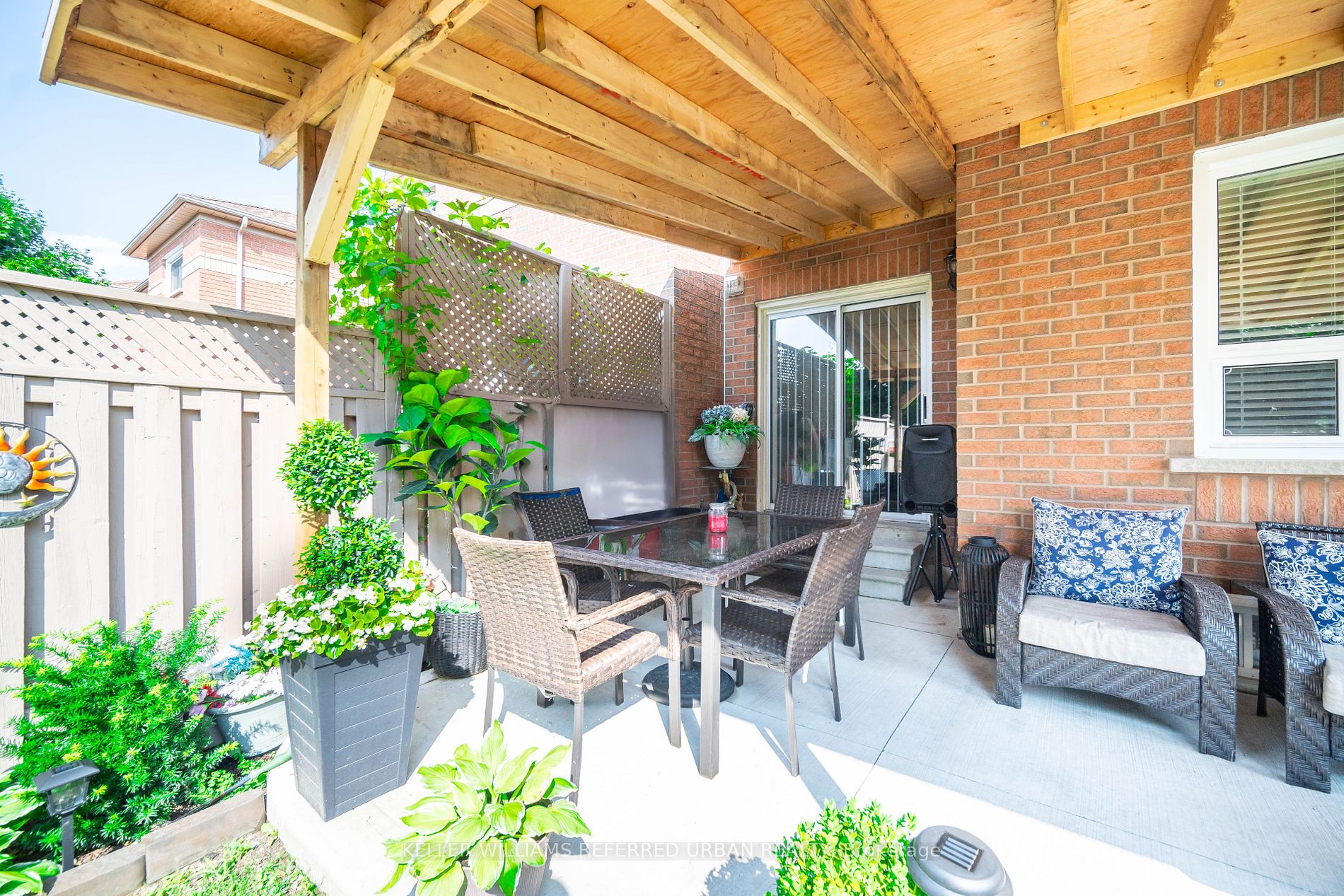 138 Rainforest Dr