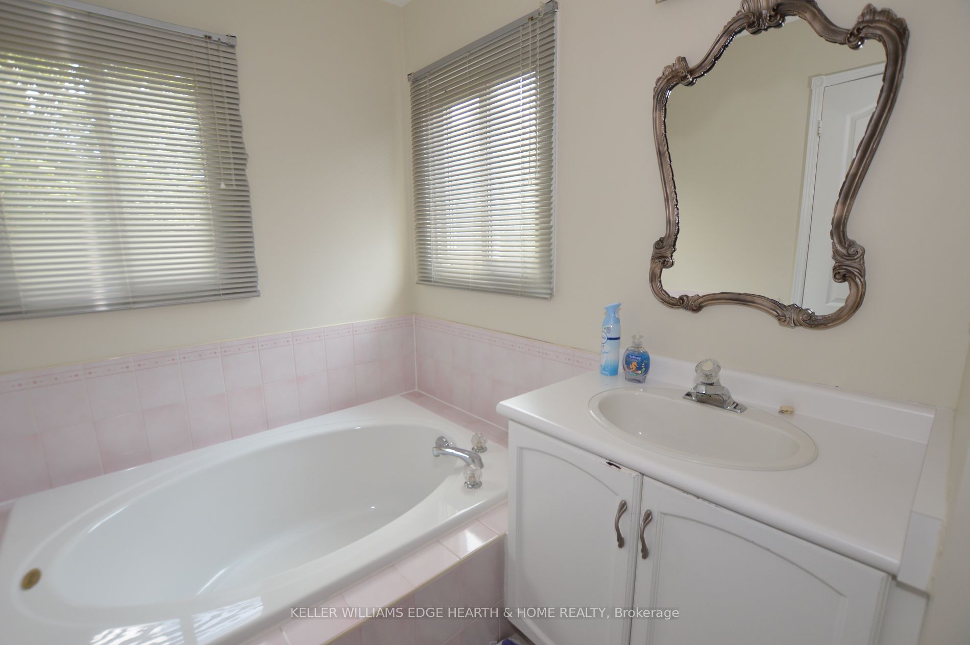 1415 Hazelton Blvd, #21