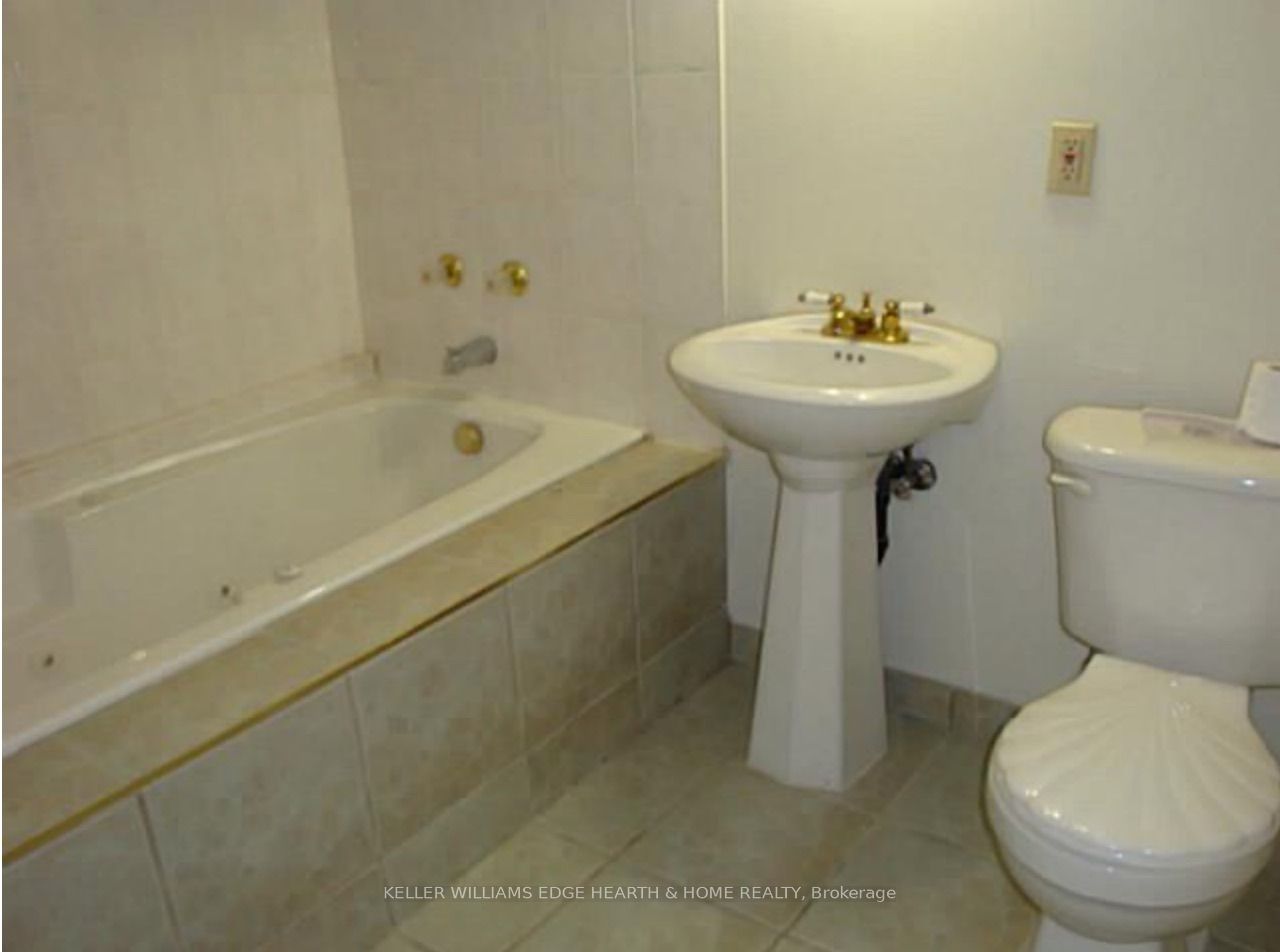 1415 Hazelton Blvd, #21
