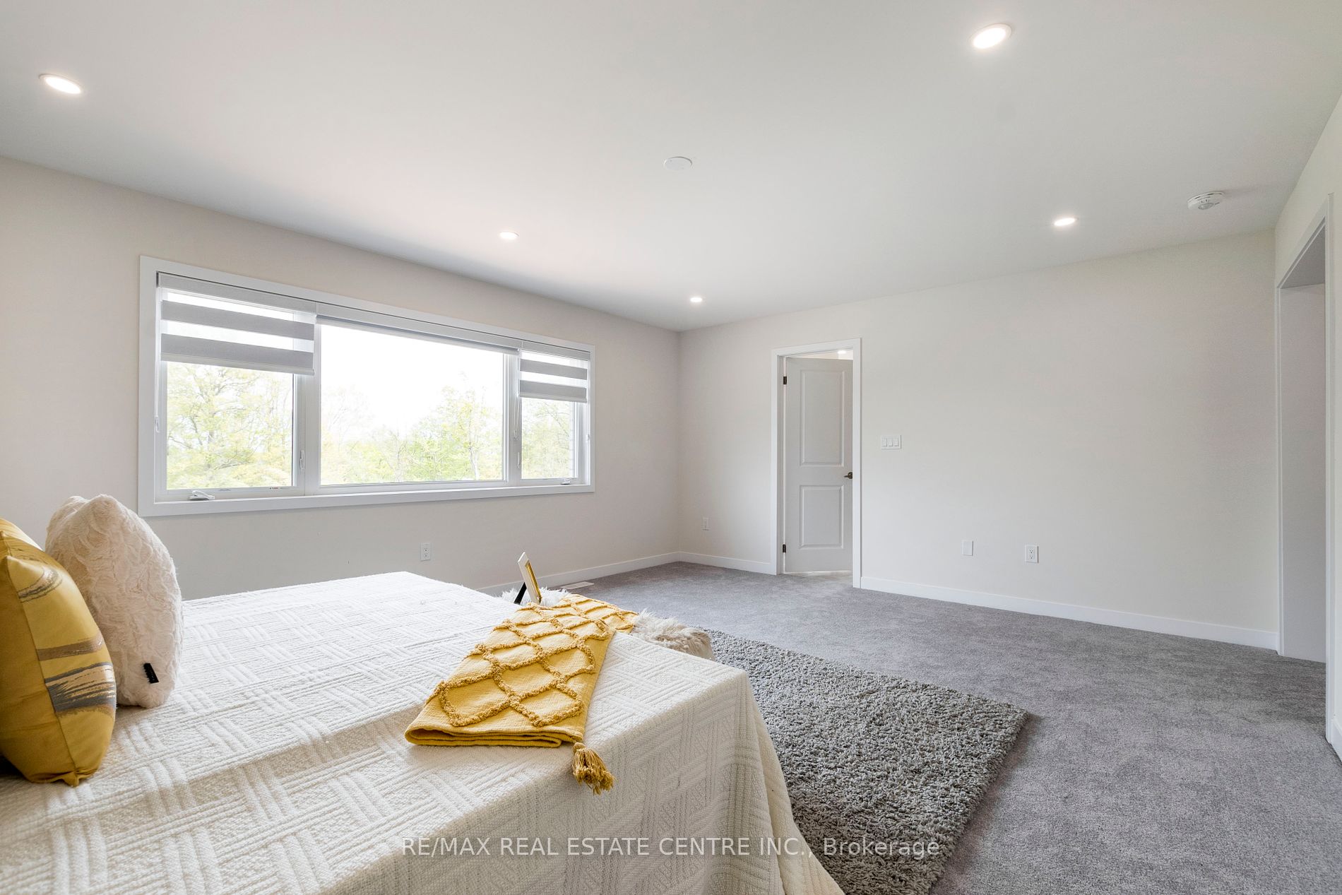 1535 Wellwood Terr