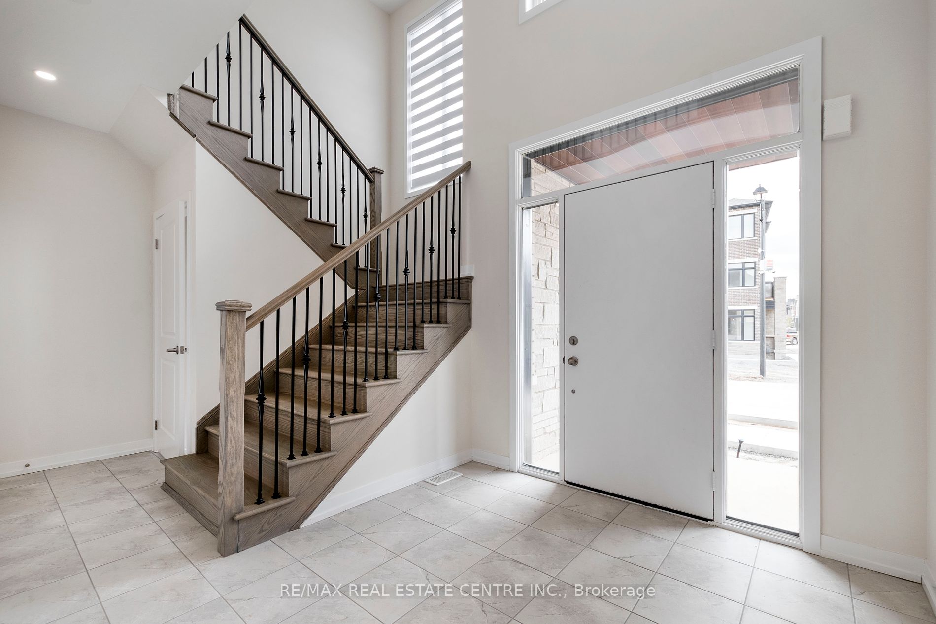 1535 Wellwood Terr