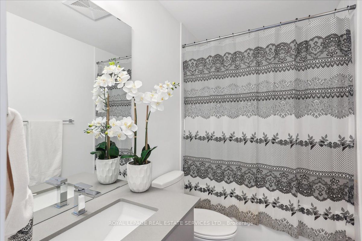 2489 Taunton Rd, #1112