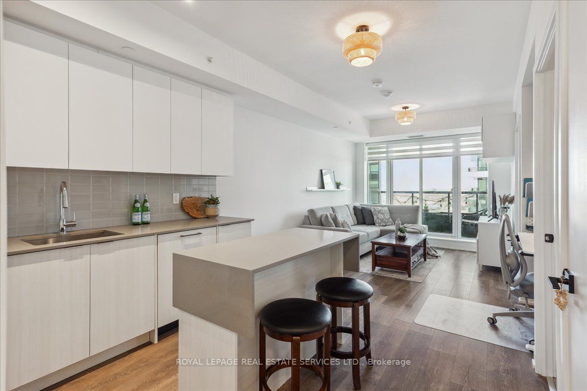 2489 Taunton Rd, #1112